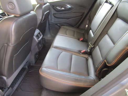 Used 2024 GMC Terrain AT4 AWD/4WD image 22
