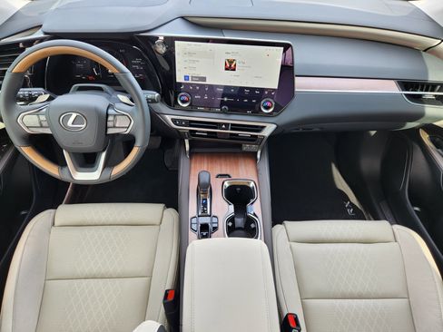Used 2025 Lexus RX 350 AWD image 33