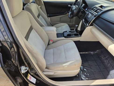 Used 2012 Toyota Camry LE image 26