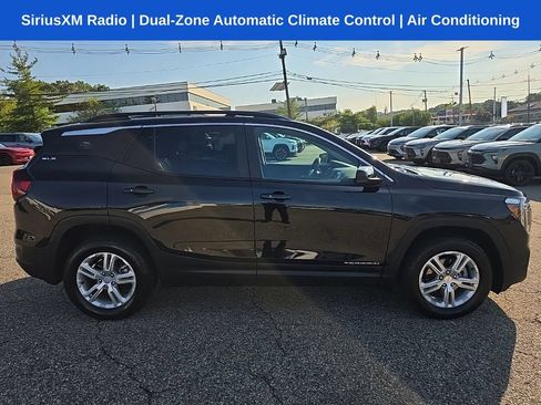 Certified 2023 GMC Terrain SLE w/ Driver Convenience Package AWD/4WD image 2