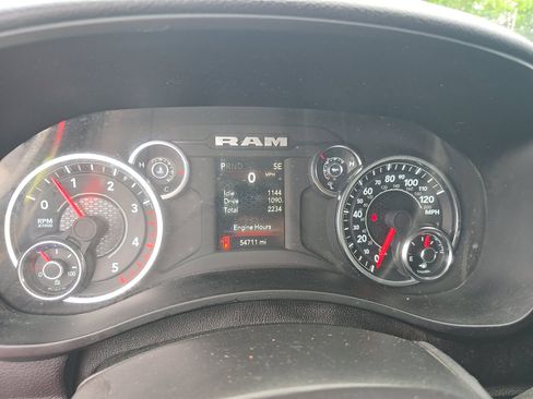 Used 2024 RAM 2500 Big Horn w/ Off Road Package AWD/4WD image 13