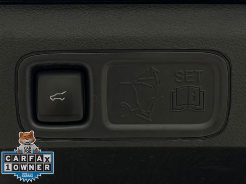 Used 2022 Ford Expedition Platinum image 12