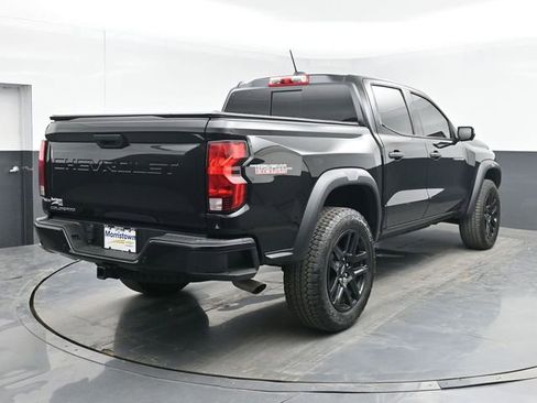 Used 2023 Chevrolet Colorado Trail Boss w/ Technology Package AWD/4WD image 14