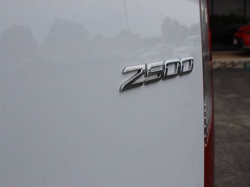 Used 2025 Mercedes-Benz Sprinter 2500 image 19