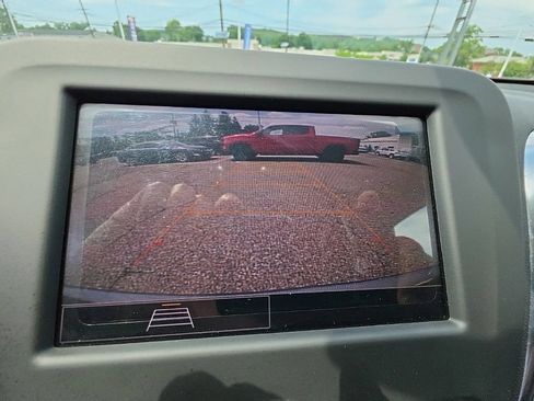 Used 2023 Chevrolet Equinox LT AWD/4WD image 48