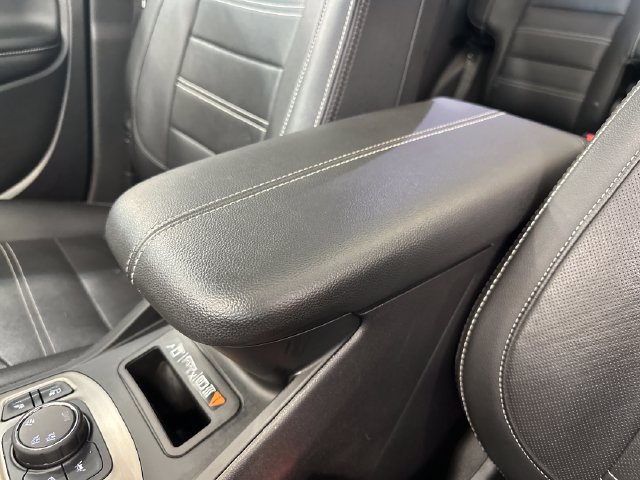 Used 2024 GMC Terrain Denali w/ Denali Premium Package AWD/4WD image 31
