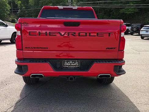 Used 2022 Chevrolet Silverado 1500 RST AWD/4WD image 5