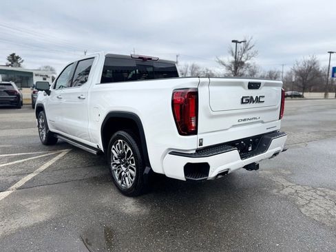 Used 2025 GMC Sierra 1500 Denali Ultimate AWD/4WD image 4