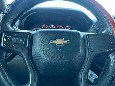 Used 2021 Chevrolet Silverado 1500 Custom image 34