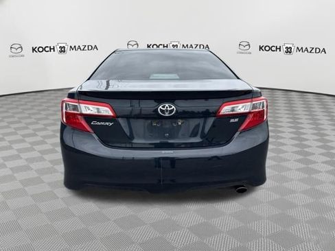 Used 2014 Toyota Camry SE image 6