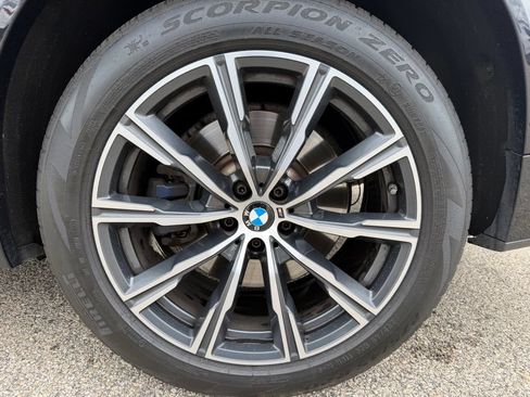 Used 2020 BMW X5 xDrive40i w/ M Sport Package AWD/4WD image 11