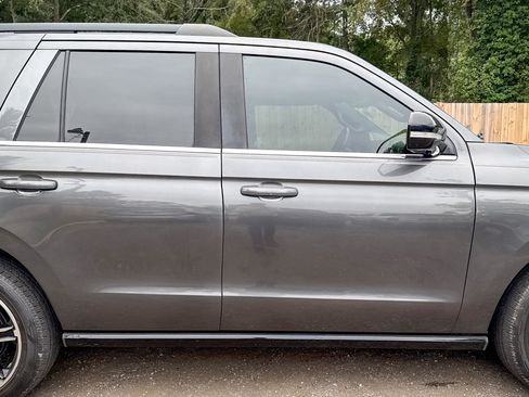 Used 2019 Ford Expedition Limited w/ Equipment Group 303A image 14