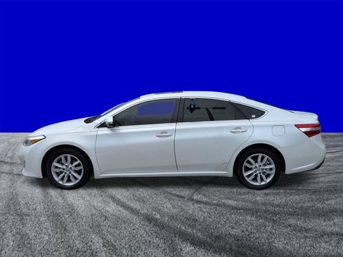Used 2014 Toyota Avalon XLE Premium FWD image 7