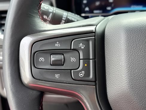 Used 2022 Chevrolet Tahoe RST w/ Luxury Package image 32