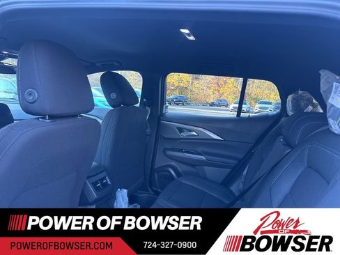 New 2026 Chevrolet Equinox EV LT image 5