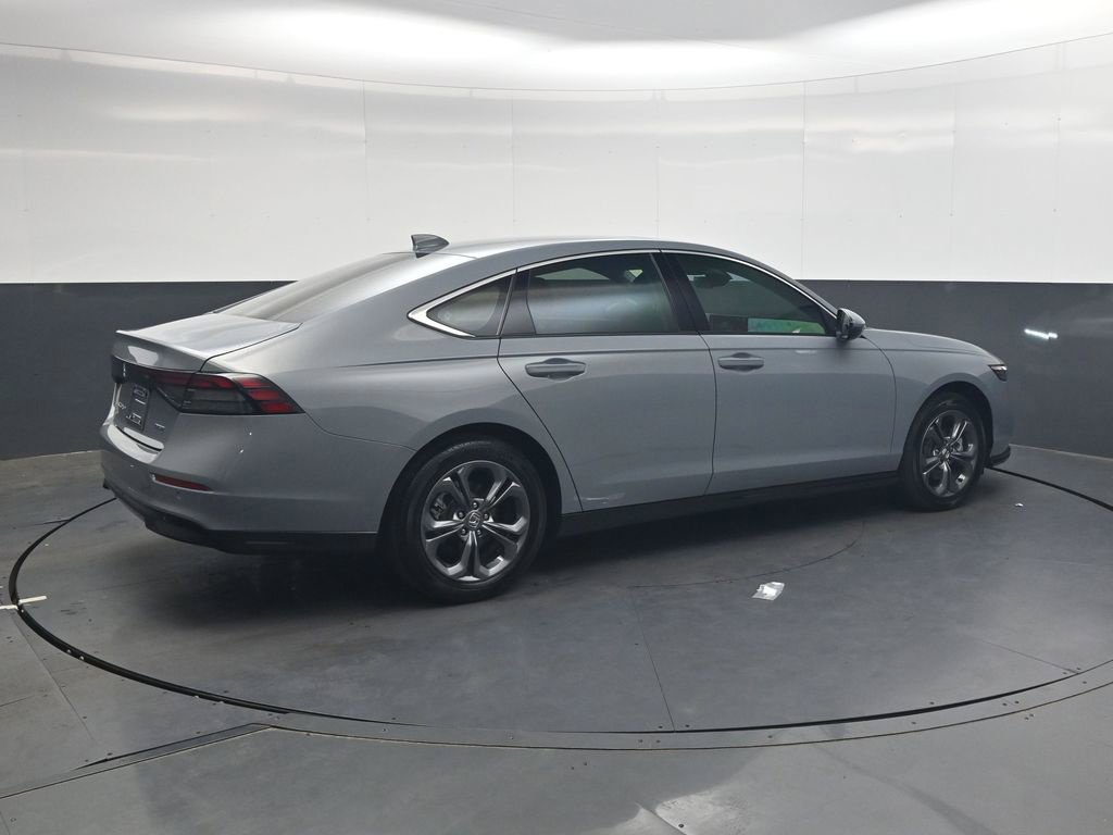 Certified 2026 Honda Accord EX-L image 4
