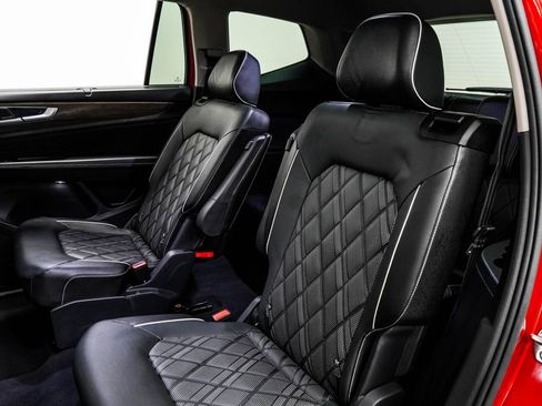 Used 2025 Volkswagen Atlas SEL Premium R-Line AWD/4WD image 16