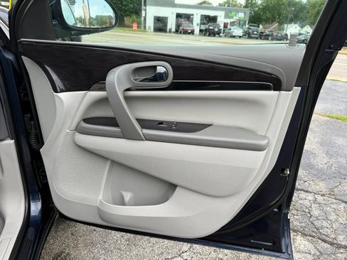 Used 2016 Buick Enclave Convenience FWD image 23