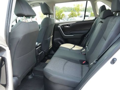 Used 2024 Toyota RAV4 XLE w/ Convenience Package AWD/4WD image 16