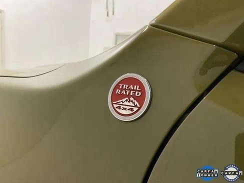 Used 2015 Jeep Renegade Trailhawk w/ Premium Leather Group image 91