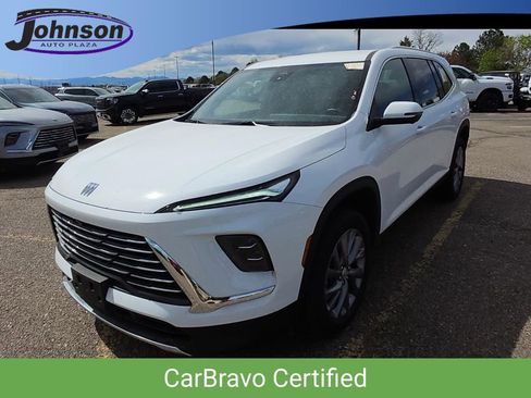 Used 2025 Buick Enclave Preferred AWD/4WD image 1