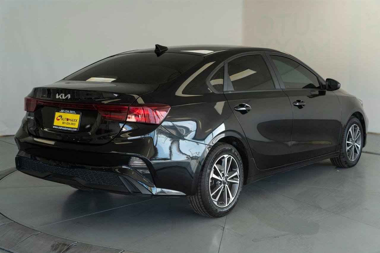 Used 2023 Kia Forte LXS FWD image 7