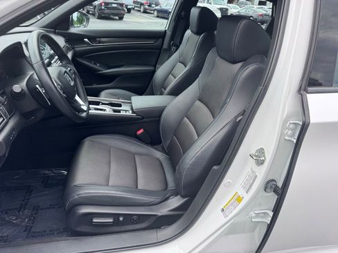 Used 2019 Honda Accord Sport image 18