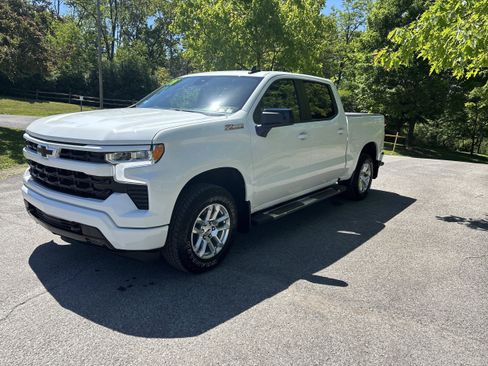 New 2026 Chevrolet Silverado 1500 RST w/ Z71 Off-Road Package AWD/4WD image 8