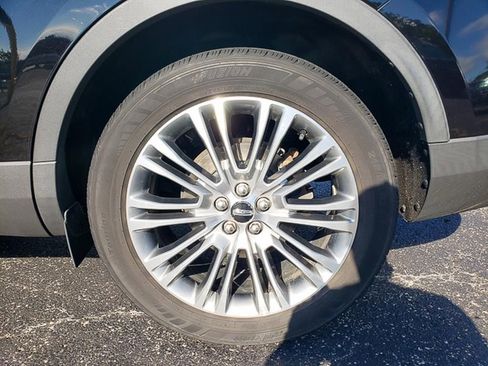 Used 2017 Lincoln MKX Reserve w/ Lincoln MKX Climate Package image 33