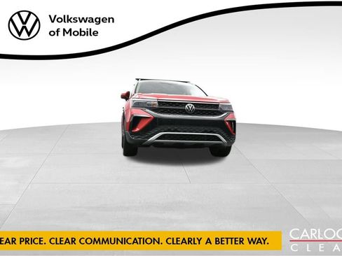 Used 2023 Volkswagen Taos SE image 34