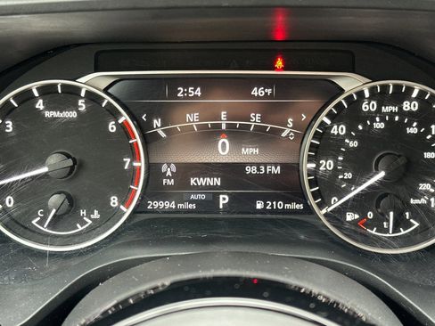 Used 2023 Nissan Rogue SL w/ SL Premium Package image 22