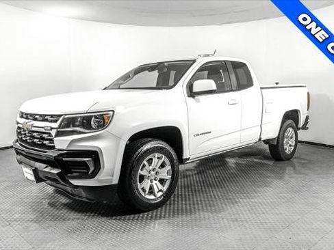 Used 2022 Chevrolet Colorado LT w/ Fleet Safety Package RWD image 2