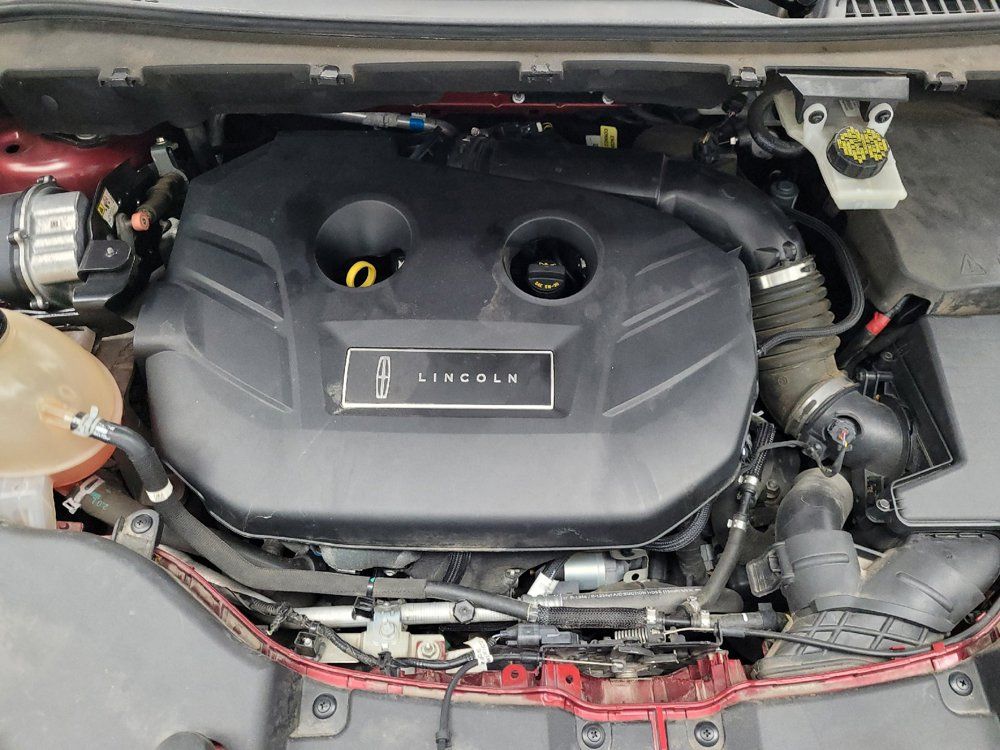 Used 2019 Lincoln MKC Select w/ Select Plus Package AWD/4WD image 30