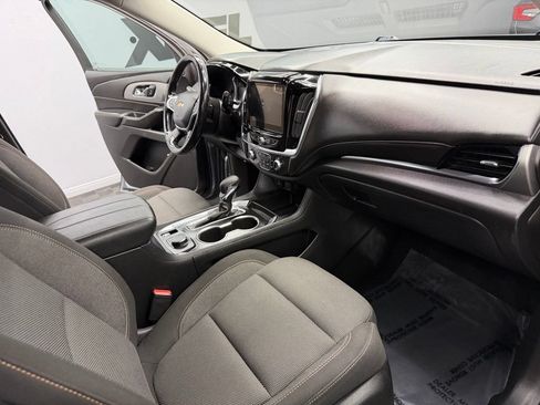 Used 2021 Chevrolet Traverse LT FWD image 54