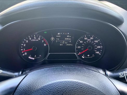 Used 2014 Kia Soul ! w/ Sun & Sound Package FWD image 20