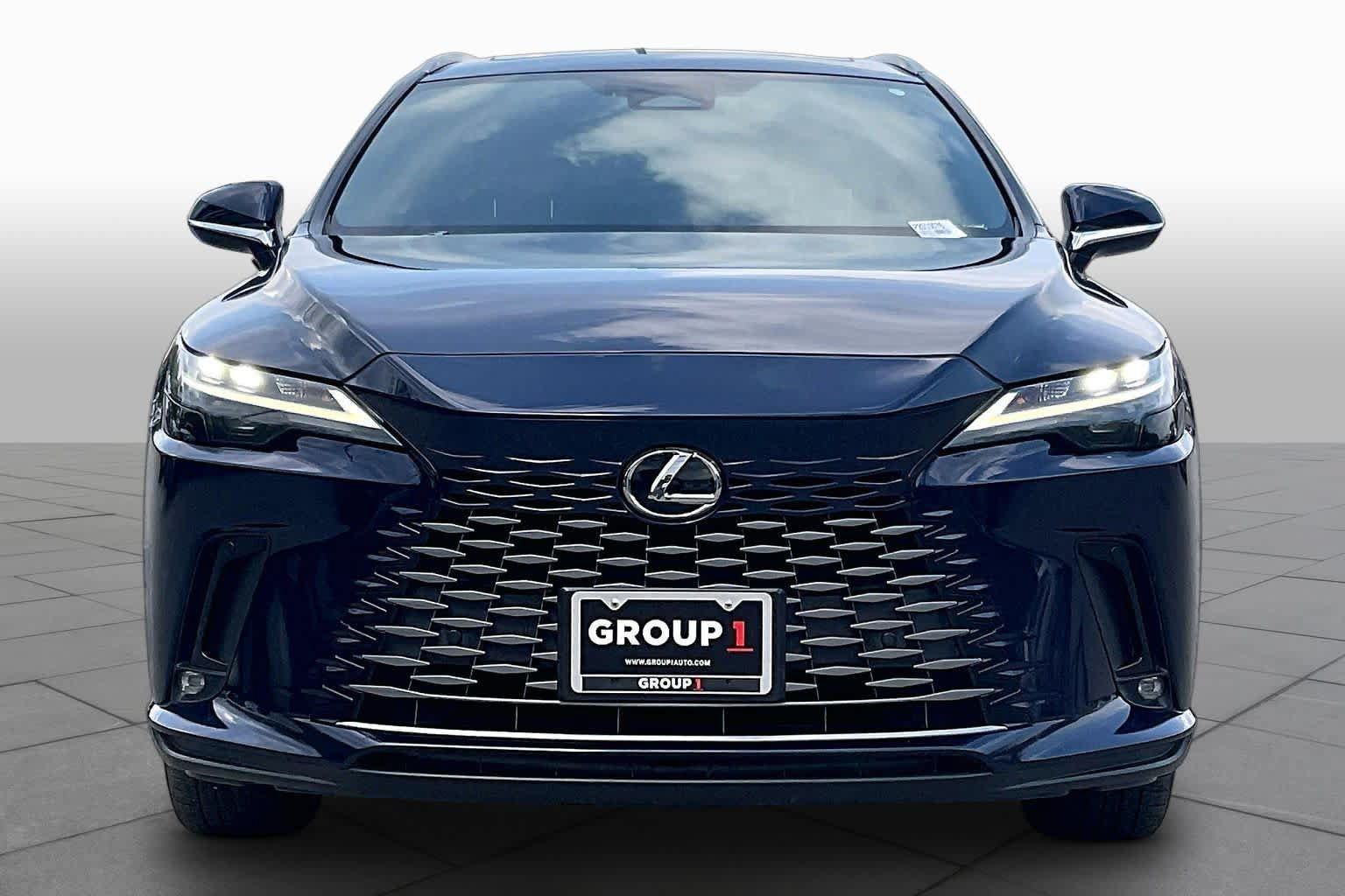 Used 2023 Lexus RX 350 Premium w/ Cold Area Package FWD image 4