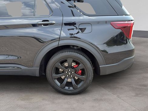 Used 2023 Ford Explorer ST w/ Equipment Group 401A image 30