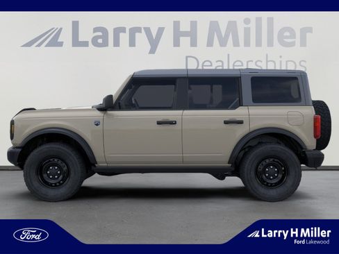 New 2026 Ford Bronco Big Bend w/ Black Diamond Package AWD/4WD image 3