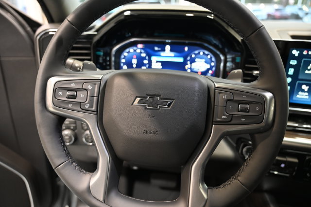 New 2026 Chevrolet Silverado 1500 RST w/ Redline Edition AWD/4WD image 25