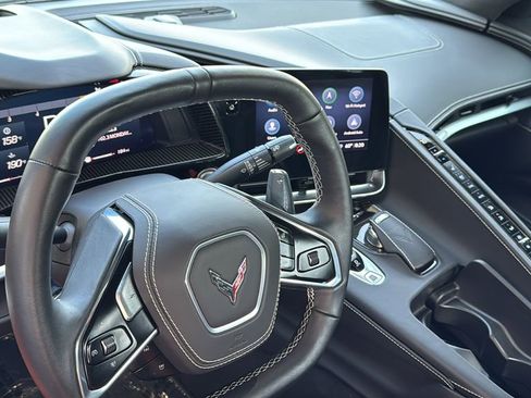 Used 2022 Chevrolet Corvette Stingray Premium Conv w/ Z51 Performance Package image 20