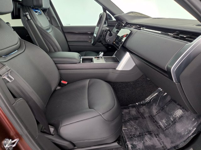 New 2026 Land Rover Range Rover SV AWD/4WD image 3