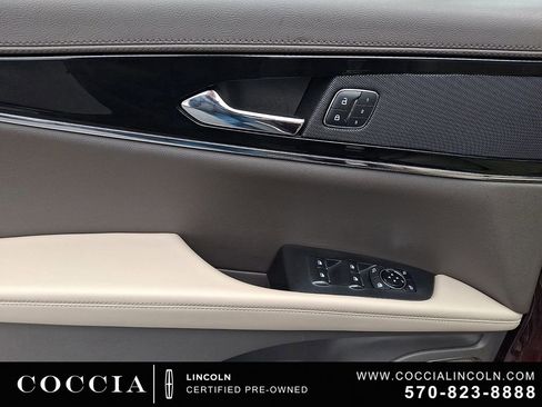 Certified 2023 Lincoln Nautilus Reserve AWD/4WD image 12