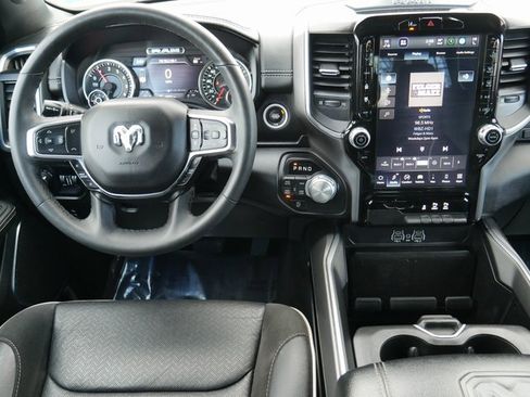 Used 2025 RAM 1500 Laramie image 15