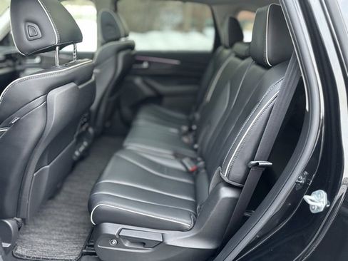 Used 2023 Acura MDX Advance image 23