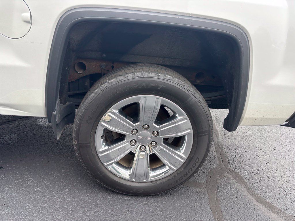 Used 2018 GMC Sierra 1500 SLT AWD/4WD image 10