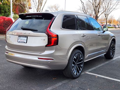 New 2026 Volvo XC90 T8 Plus w/ Protection Package Premier image 3