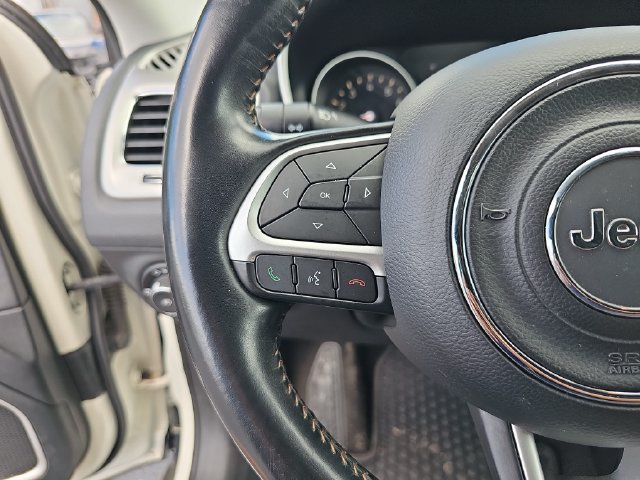 Used 2020 Jeep Compass Latitude w/ Cold Weather Group AWD/4WD image 19