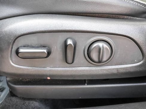 Used 2021 Buick Encore GX Essence w/ Experience Buick Package AWD/4WD image 11
