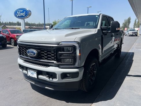 New 2026 Ford F250 XL w/ STX Appearance Package AWD/4WD image 3