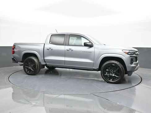New 2025 Chevrolet Colorado Z71 w/ Technology Package AWD/4WD image 19